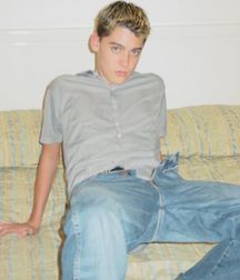 Schoolboy 675 5d3413cc31ece.jpg
