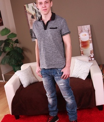 Eric Blond Young Guy Gay Tube 60c6ce7f8a0e5.jpg