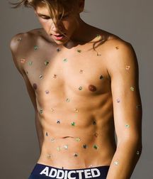 Boys on the web 581b0d5a55a1a.jpg