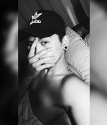 Boys on the web 581b0d5db0027.jpg