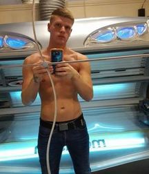 Boys on the web 581b0d5e65551.jpg