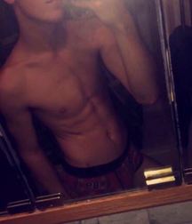 Boys on the web 581b0d606dd75.jpg