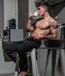 6-Pack Boys 581b776be8b60.jpg