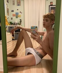 Modern Skater Boys Porn 5f3365b3608fb.jpg