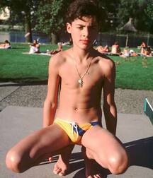Some hot boys 5fc2e67aec86e.jpg