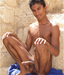 Boys 58b2c0d37ccd0.jpg