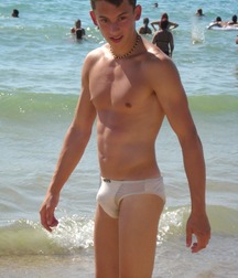 Nice in undies 571694274728e.jpg