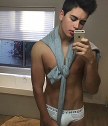 More nice in undies 571b4bc4c166f.jpg