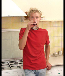 Sexy Russian Blond Chad 5ea3330b87629.jpg