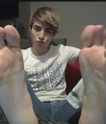 feet 6 5962718ef1b85.png