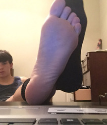 feet 8 59c27972c2351.jpg