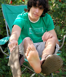 feet 11 5a11888205f85.jpg