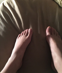 feet 11 5a1188ad15d9a.jpg