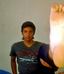 feet 11 5a1188ae4c8db.jpg