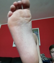 feet 16 5a79e08258deb.jpg