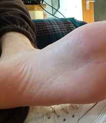 feet 20 5b546abd2d813.jpg