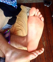 feet 20 5b546ad457cc3.jpg