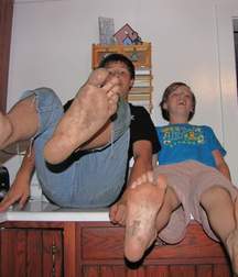 feet 22 5bf1573b2b62c.jpg