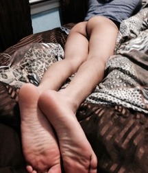 feet 22 5bf1574e431d8.jpg