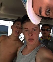 the boys  5bf800c93637a.jpg
