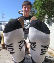 feet 23 5bfdc0e88db7d.jpg