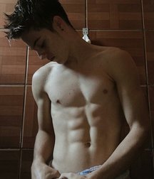 the boys 22  5d5a624aade55.jpg