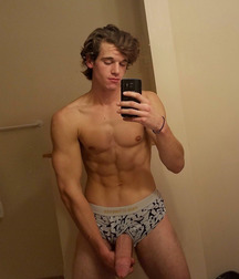 Mmmm tasty boys 5b538e2ab0dda.jpg