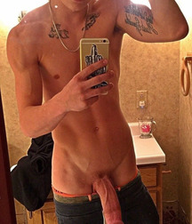 BOYS BOYS BOYS 5bc0f240e6380.jpg