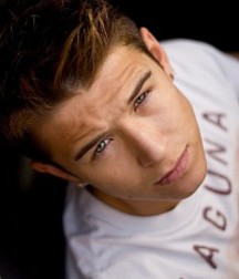 Evan Parker 58b19cb154986.jpg