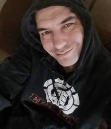 me 5b6e2f0b54678.jpg