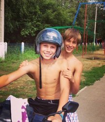 Wednesday 583eddf5d64cc.jpg