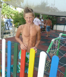 Hot Teen Studs (Non nude) 612fc9f3c3f97.jpg