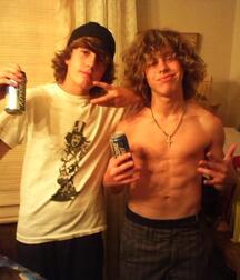 Hot Teen Studs (Non nude) 612fc9f68c24f.jpg