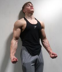 Dom Hotties 2 61b4ecdfab18e.jpg