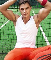 Dom Hotties 2 61b4ece2d1fd2.jpg