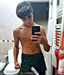 Dom Hotties Athletic Twink Tube  61dce5f2cf92e.jpg