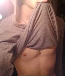 show your tummy 56c0900b8f88b.jpg