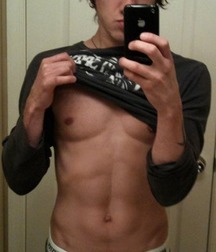 show your tummy 56c090109da09.jpg