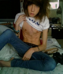 show your tummy 56c0901566dce.jpg