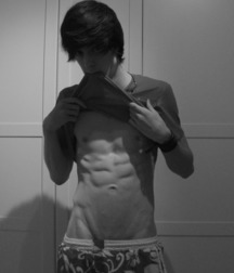 show your tummy 56c09016150f2.jpg