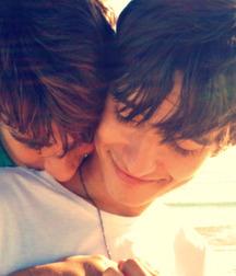 emo love 56c86a33d18ed.jpg
