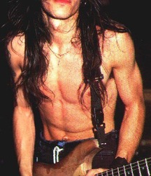 guitar heros 56ed879a9de39.jpg