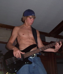 guitar heros 56ed87a72225f.jpg