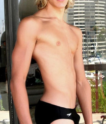 shorty shorts 56ee8345b264c.jpg