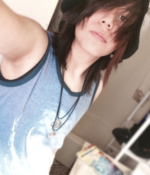 goths and emos 56fffbe22e2fc.jpg