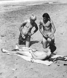 nude review 5718c45c42e31.jpg