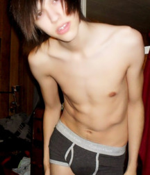 undies 572634aa9bacb.jpg
