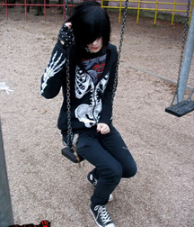 emos 573335a2605e9.jpg