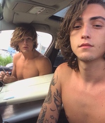 surfers and skateboarders 2 5749c69b2d763.jpg