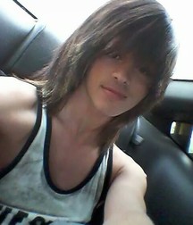 emo 5778f981f0c18.jpg